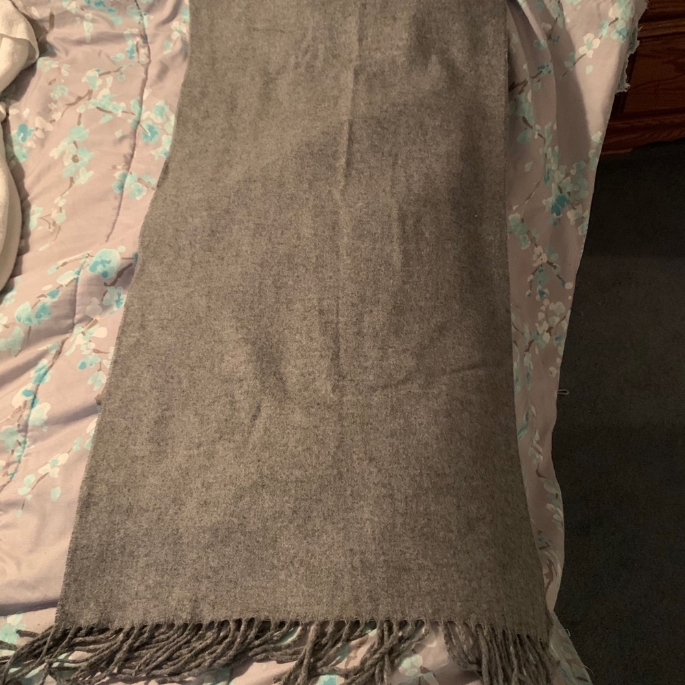 Scarf - Picture 2 of 3